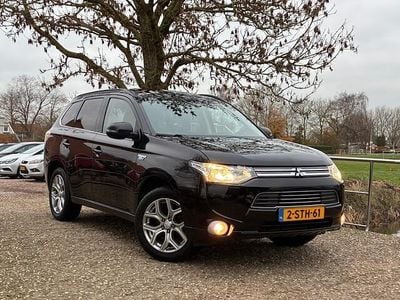 Zwart Gebruikt 2013 Mitsubishi Outlander Instyle SUV | € 12.975 (Eerlijke prijs)