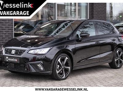 Zwart (metallic) Occasion 2025 Seat Ibiza Business Hatchback | € 26.950 (Iets duurder)