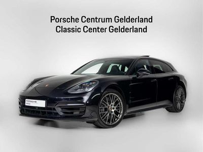 Porsche Panamera 4