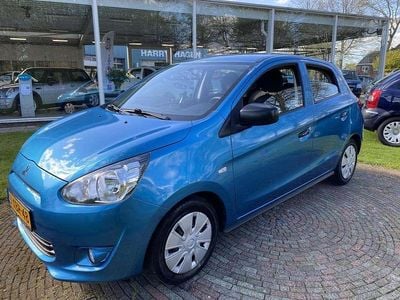 Blauw Occasion 2014 Mitsubishi Space Star Intense Hatchback | € 5.950 (Iets duurder)