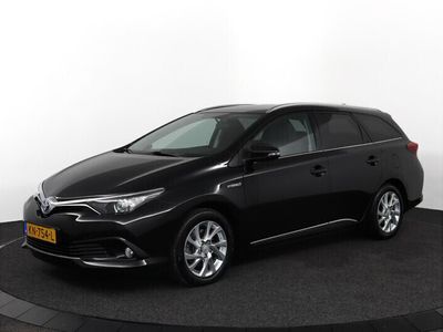 Toyota Auris Hybrid