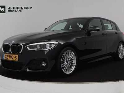 Zwart Gebruikt 2019 BMW 118 Executive Hatchback | € 17.945 (Goede deal)