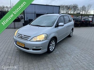 Toyota Avensis Verso