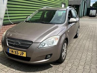 Beige Occasion 2007 Kia Ceed Hatchback | € 995