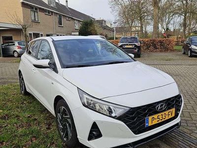 Occasion 2022 Hyundai i20 Premium Hatchback | € 17.900 (Eerlijke prijs)