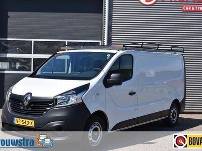 Wit Gebruikt 2015 Renault Trafic MPV | € 5.940 (Duur)