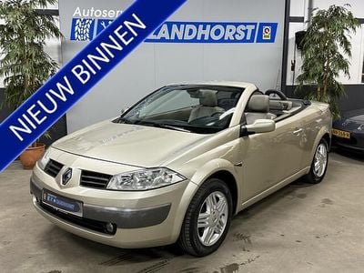 Beige Gebruikt 2005 Renault Mégane Cabriolet Dynamique Cabriolet | € 2.995 (Eerlijke prijs)