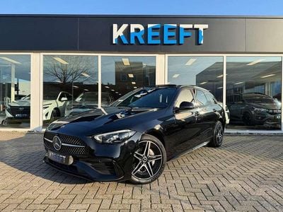 Zwart Occasion 2022 Mercedes C300e AMG line Stationwagen | € 36.950 (Eerlijke prijs)
