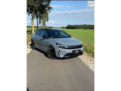 Grijs Gebruikt 2024 Opel Corsa Hatchback | € 19.999 (Eerlijke prijs)