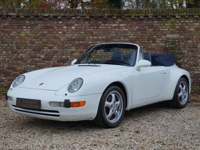 tweedehands Porsche 993 Carrera 2 Convertible ONLY 23000 MILES! Grand Prix Weiss/ Midnight-blue leather, manual gearbox, low-mileage, VAT/BTW deductable