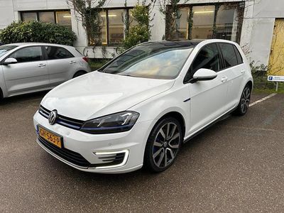 Occasion 2015 VW e-Golf GTE Hatchback | € 10.950 (Eerlijke prijs)