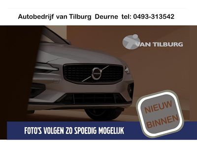 Zwart Occasion 2021 Volvo XC40 Momentum SUV | € 29.950 (Iets duurder)