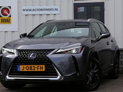 Grijs Gebruikt 2020 Lexus UX 250h Business Edition SUV | € 26.900