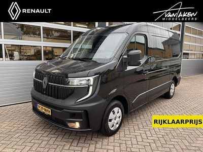 Pearlescent black bc (nv676) Nieuw 2025 Renault Master Van | € 53.950 (Duur)
