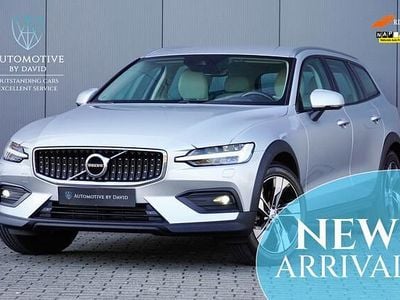 Occasion Volvo V60 CC Pro 250 PK (183 kW) 2020 Grijs (metallic) Stationwagen