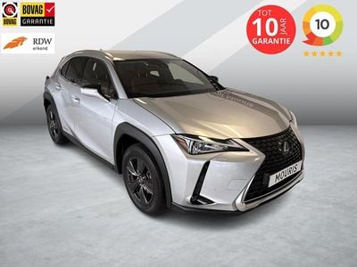 Grijs Gebruikt 2026 Lexus UX Business Edition SUV | € 26.950