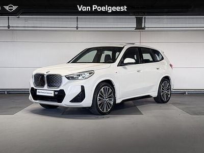 Mineralweiss metallic (wit metallic) Gebruikt 2025 BMW iX1 Performance SUV | € 51.900 (Super prijs)