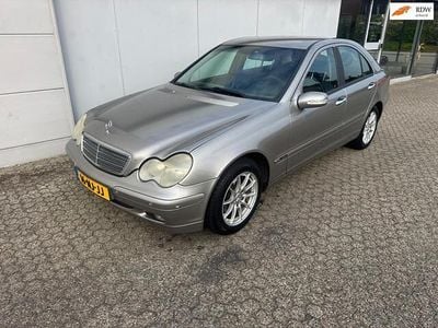 Mercedes C180