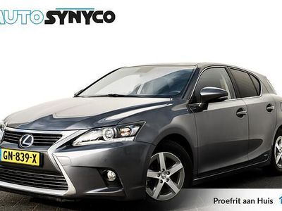 Lexus CT200h