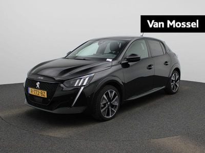 Zwart Gebruikt 2022 Peugeot e-208 GT Hatchback | € 16.400 (Eerlijke prijs)