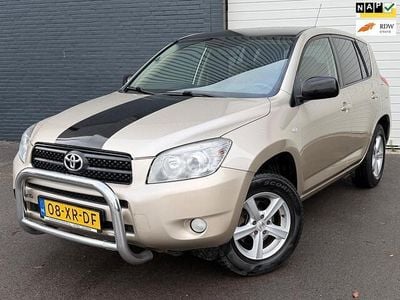 Beige Gebruikt 2007 Toyota RAV4 Sol SUV | € 7.450 (Goede deal)