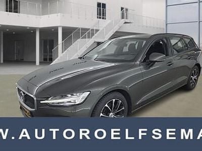 Occasion Volvo V60 Momentum 163 PK (119 kW) 2021 Grijs (metallic) Stationwagen