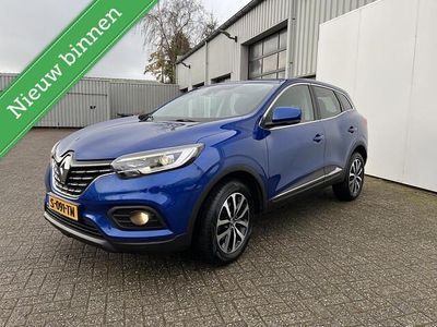 Blauw (metallic) Gebruikt 2022 Renault Kadjar Techno SUV | € 22.850 (Eerlijke prijs)