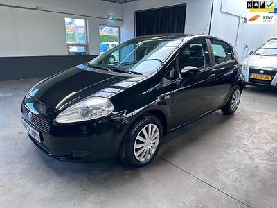 Occasion Fiat Grande Punto 65 PK (47 kW) 2006 Zwart (metallic) Hatchback
