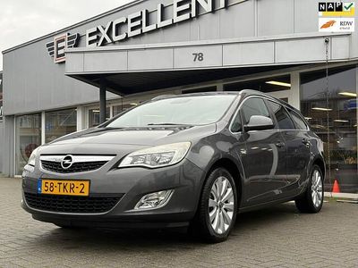 Grijs Gebruikt 2012 Opel Astra Cosmo Stationwagen | € 3.450 (Eerlijke prijs)