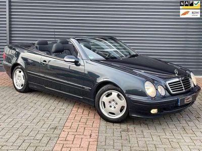 Zwart Gebruikt 2001 Mercedes CLK320 Elegance Cabriolet | € 12.500