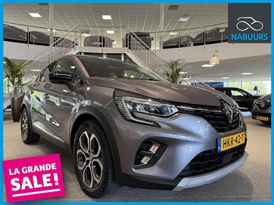 Grijs Gebruikt 2021 Renault Captur Intens SUV | € 19.450 (Eerlijke prijs)
