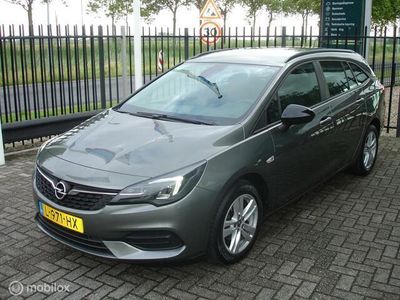 tweedehands Opel Astra Sports Tourer 1.2 Business Edition