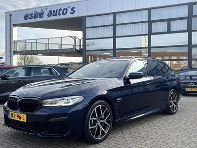 Blauw Occasion 2023 BMW 530 Stationwagen | € 44.950 (Duur)
