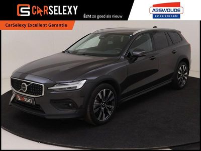 Grijs Occasion 2024 Volvo V60 CC Plus Stationwagen | € 53.900 (Duur)