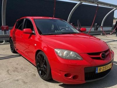 Rood Gebruikt 2007 Mazda 3 Hatchback | € 6.500