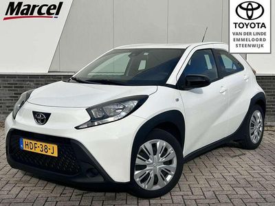 Wit Gebruikt 2025 Toyota Aygo X Play SUV | € 18.900 (Eerlijke prijs)