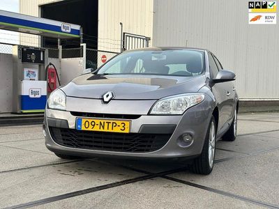 Grijs Gebruikt 2010 Renault Mégane III Hatchback | € 3.250 (Eerlijke prijs)
