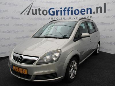 tweedehands Opel Zafira 1.6 Enjoy nette 7-zitter met trekhaak