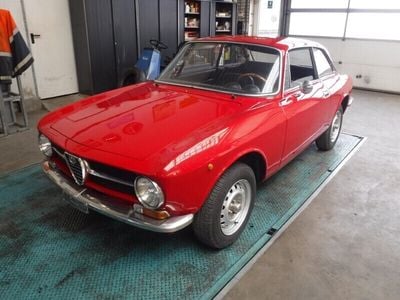 Rood Gebruikt 1972 Alfa Romeo GT Coupé | € 38.500