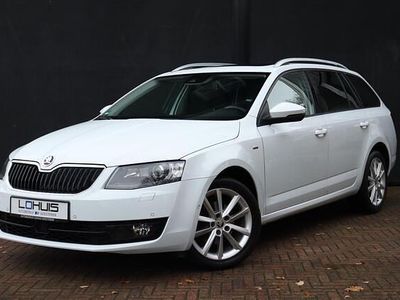 Wit Gebruikt 2016 Skoda Octavia Joy Stationwagen | € 16.850