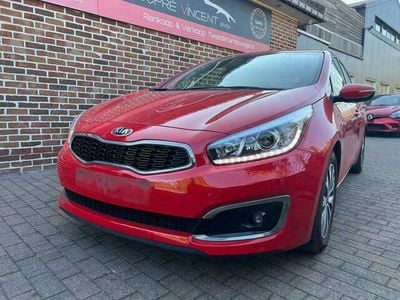 Occasion Kia Ceed 101 PK (74 kW) 2017 Rood Hatchback