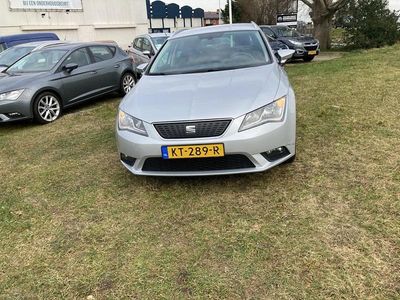 Grijs Occasion 2016 Seat Leon ST Style Stationwagen | € 9.495 (Eerlijke prijs)