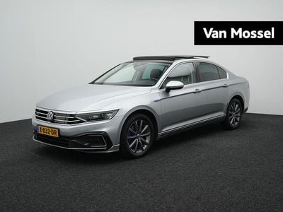 Grijs Occasion 2023 VW Passat Business Sedan | € 22.900 (Eerlijke prijs)