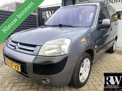 Grijs Gebruikt 2003 Citroën Berlingo MPV | € 1.895 (Eerlijke prijs)