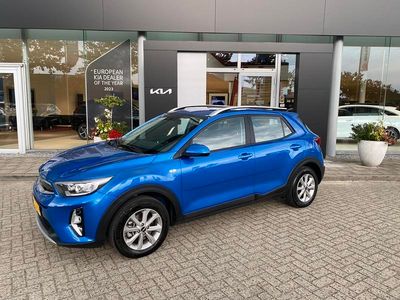 Blauw Occasion 2022 Kia Stonic SUV | € 18.950 (Eerlijke prijs)