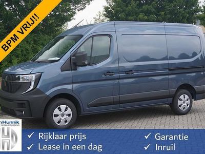 Blauw Gebruikt 2024 Renault Master Van | € 37.350 (Eerlijke prijs)