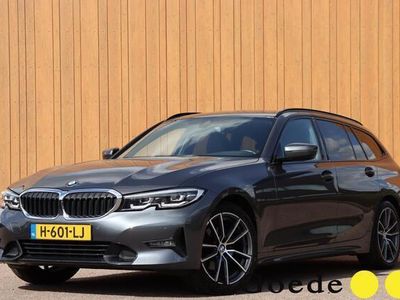 tweedehands BMW 320 3-SERIE Touring i High Executive Edition 1ste eigenaar org. NL-auto