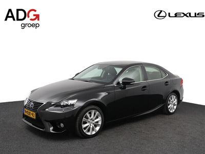 Lexus IS300h