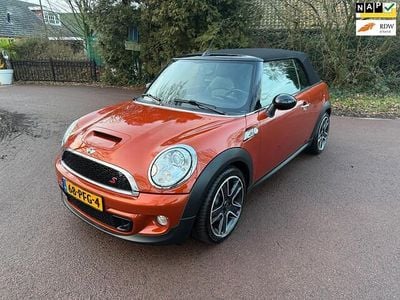Oranje Occasion 2011 Mini Cooper S Cabriolet Chili Cabriolet | € 8.795 (Goede deal)