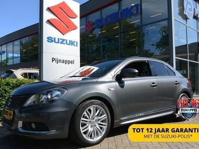 Grijs Occasion 2014 Suzuki Kizashi Exclusive Sedan | € 19.950